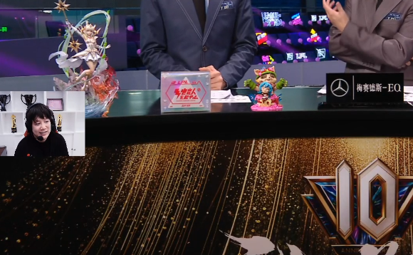 WBG横扫PSG，Deft开启传奇时刻顶尖较量半决赛，技惊四座的简单介绍