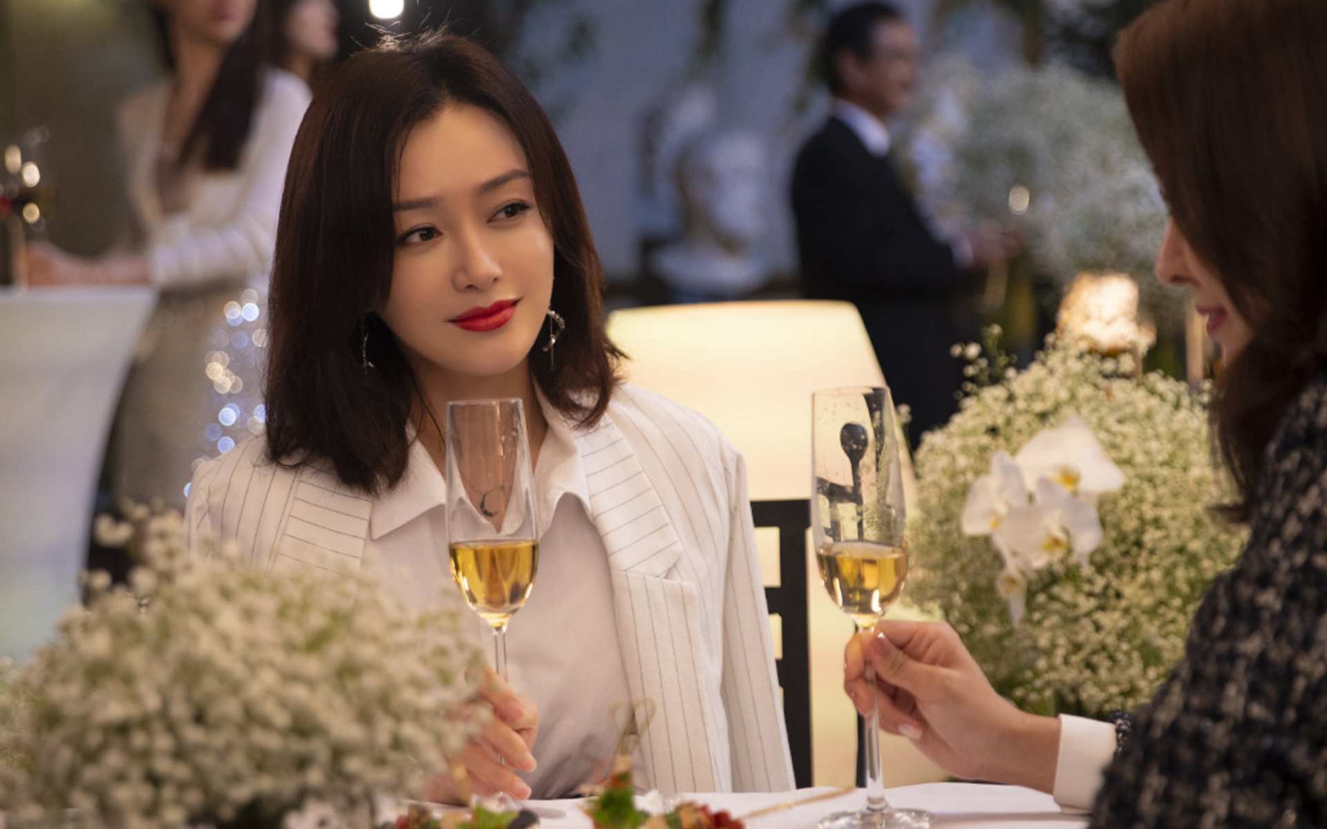 英格拉姆末节一剑封喉！爵士加时险胜国王，新星蜕变为关键先生